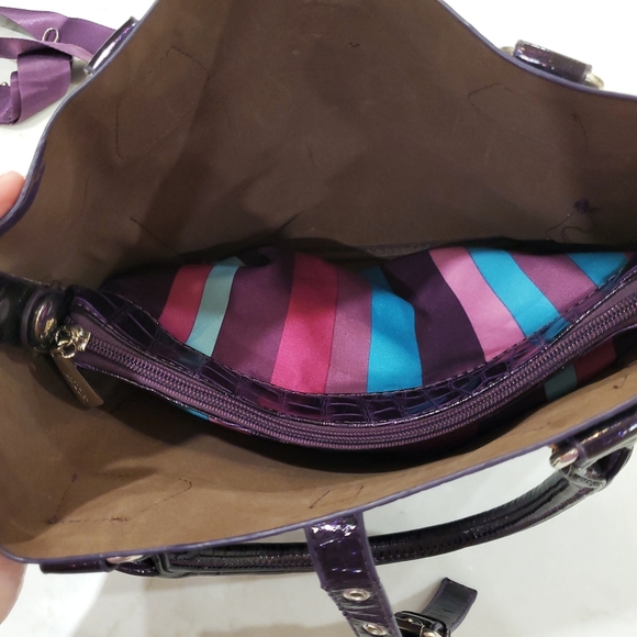 EUC David Jones vegan patent leather (vinyl) handbag in purple - Picture 11 of 16